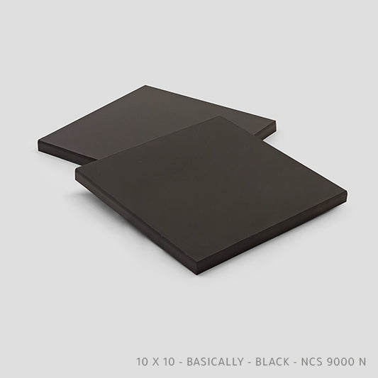 10×10 Basically Black