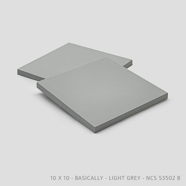 10×10 Basically Light Grey